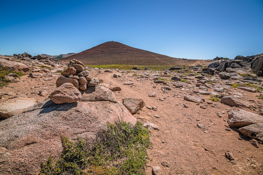 Dieses Bild zeigt den Cerro Colorado bei San Martin de los Andes