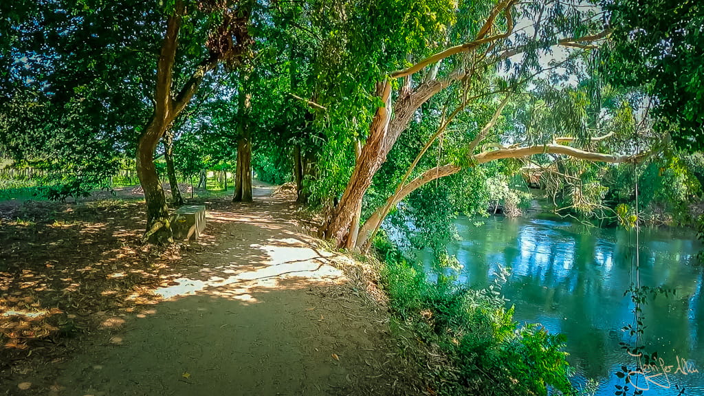 Camino Espiritual verläuft direkt entlang des Río Umia