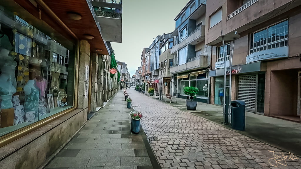 Dieses Bild ist in den Straßen von O Porrino auf dem Camino Portugues Cenral entstanden