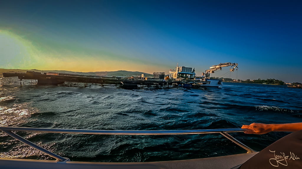 Muschelzuchtanlagen in der Ría de Arousa bei Vilanova de Arousa in Galicien