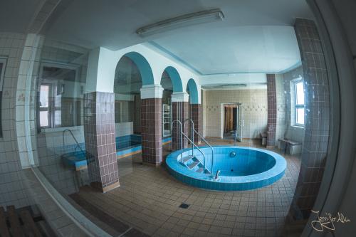 Badebecken im Leipziger Stadtbad