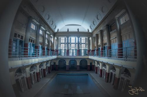 Frauenschwimmhalle im Stadtbad Leipzig