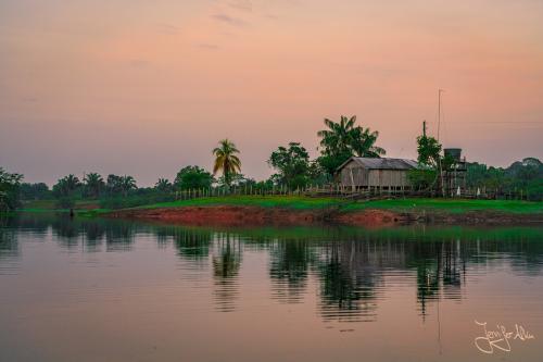 Sonnenaufgang am Amazonas (Manaus / Brasilien)