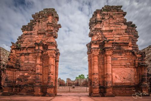 Ehem. Barockkirche in den Ruinen von San Ignacio Mini.