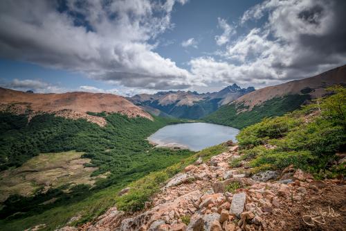 Aussicht vom Cerro CAB  auf die Laguna CAB / LLuvu