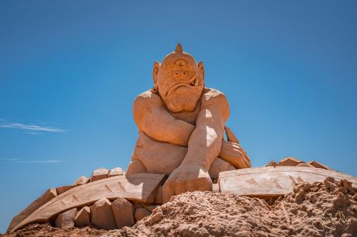 Sand City – Das Sandskulpturenfestival an der Algarve in Portugal