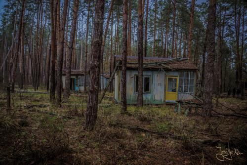 Feuer in Tschernobyl – R.I.P. Kinderferienlager „Izumrudnoye“