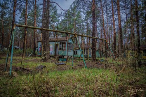 Feuer in Tschernobyl – R.I.P. Kinderferienlager „Izumrudnoye“