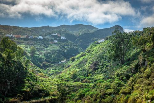 Aussicht in Richtung des Gartens. Ein teil der Barranco gehört zum Hostel.