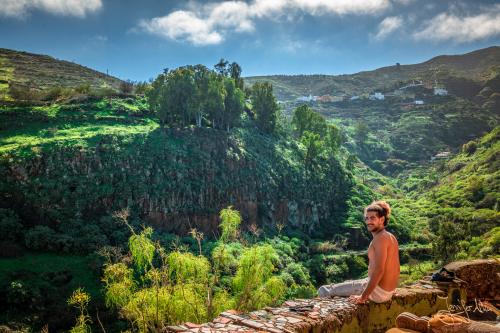 Leo genießt die wunderbare Aussicht