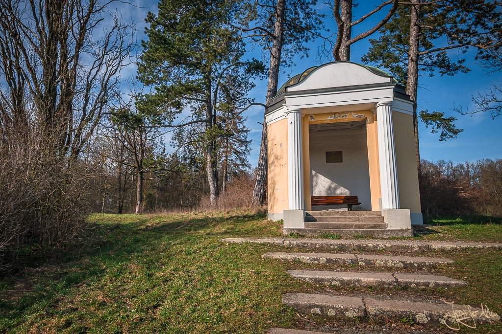 Dieses Bild zeigt den Weisheitstempel in der Stadt Hof