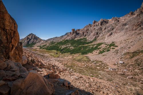 Trekking bei Bariloche: Rückweg von Refugio Frey über die Laguna Schmoll