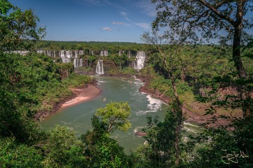 Panoramaaussicht - Iguazu Wasserfälle in Brasilien