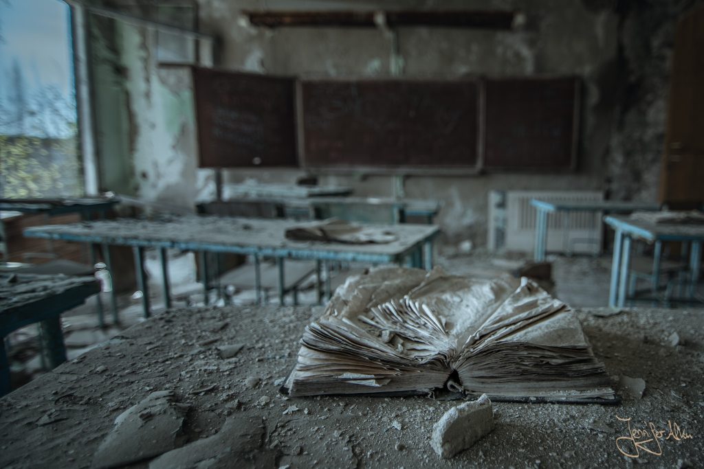 Klassenzimmer in der verlassenen Schule in Pripyat