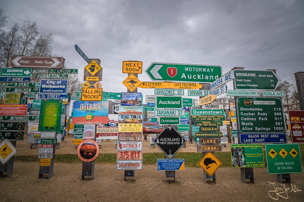 Dieses Bild zeigt Schilder zu Australien im Fernwehpark in Oberkotzau